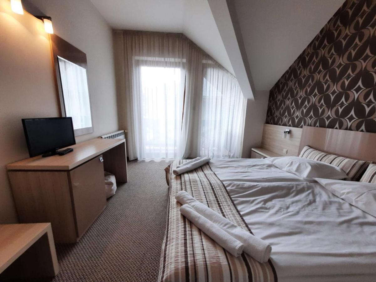 Stayinn Granat Apartments - Next To Gondola Lift Банско Экстерьер фото